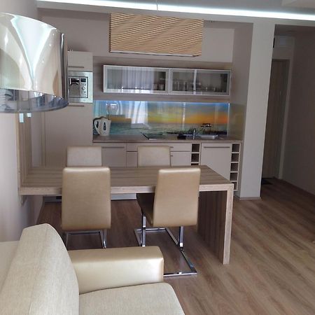 Villa Park Apartman Balatonfüred Стая снимка